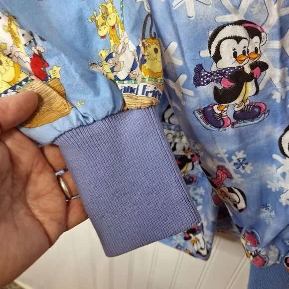 Lot Of 3 Womens Long Sleeve Scrub Jackets Size L Medical Hospital Dental - Picture 8 of 15